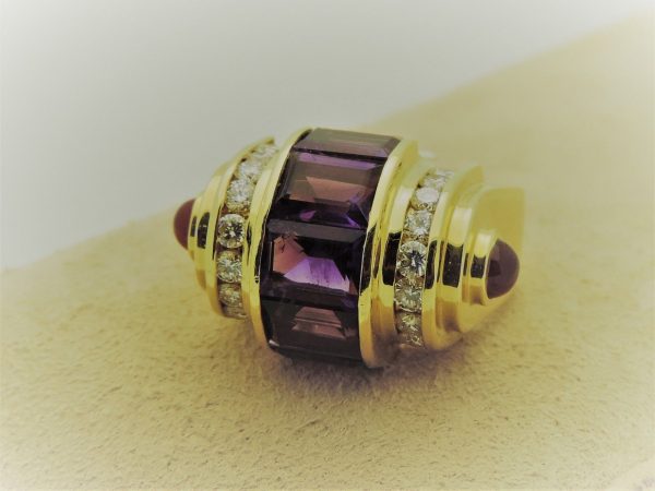6.00 Ct Amethyst with 1.00 Ct Diamonds Vintage Antique Ring 18k